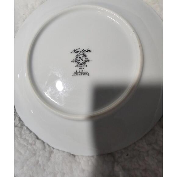 (3) Noritake Saucer Plates 2021 Piedmont Japan Floral Sliver Trim 6.5" White - Picture 7 of 8